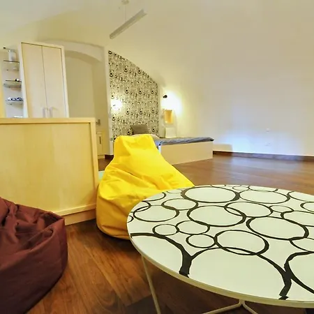 Apartment Trziste