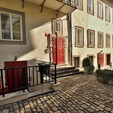 Trziste * Prague