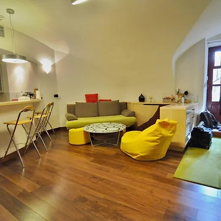 Trziste Apartment