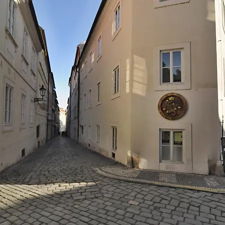 Apartment Trziste Prague